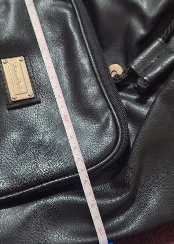  Gerçek Deri Siyah Sırt Çantası  Şık & Kullanışlı - Görsel 7