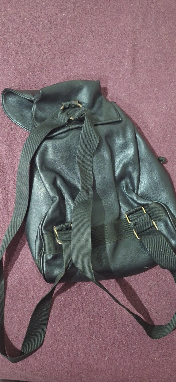  Gerçek Deri Siyah Sırt Çantası  Şık & Kullanışlı - Görsel 2