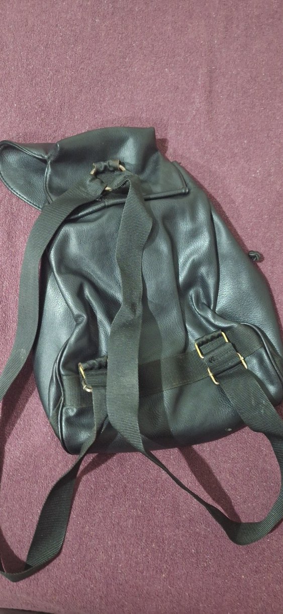  Gerçek Deri Siyah Sırt Çantası  Şık & Kullanışlı - Görsel 3