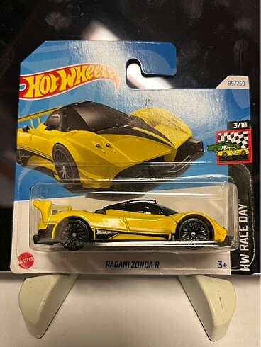Hotwhels-pagani zonda