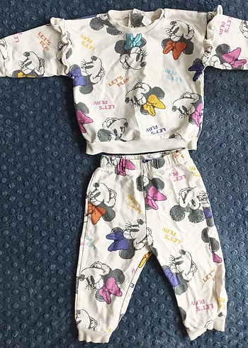 Renkli Baskılı Örgü Bebek Kız Takımı