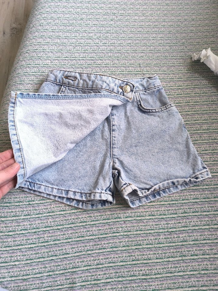 Kız Çocuk Kot şort Etek ve Beyaz Tişört - Görsel 2