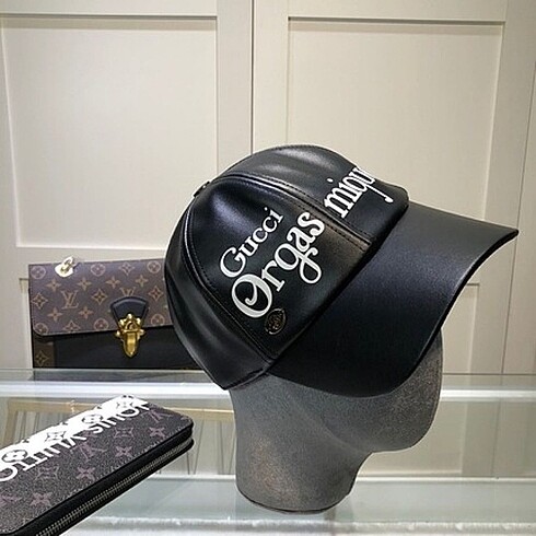  Beden Gucci şapka