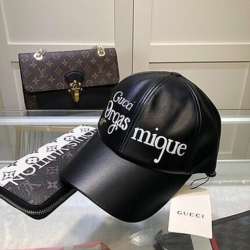 Gucci şapka