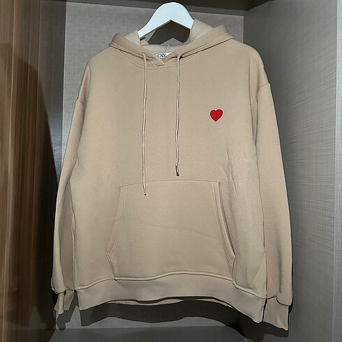 Kalp Baskılı Oversize Sweatshirt