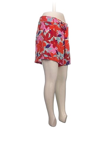 LC Waikiki LC Waikiki Mini Şort %70 İndirimli.