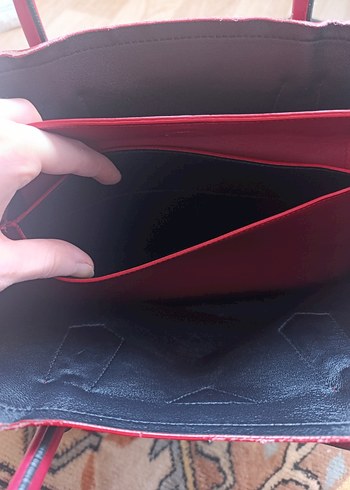 Kırmızı Deri Kadın El Çantası - Görsel 4