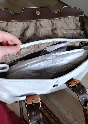 Klasik Deri Tokalı Beyaz Kadın Çanta - Görsel 7