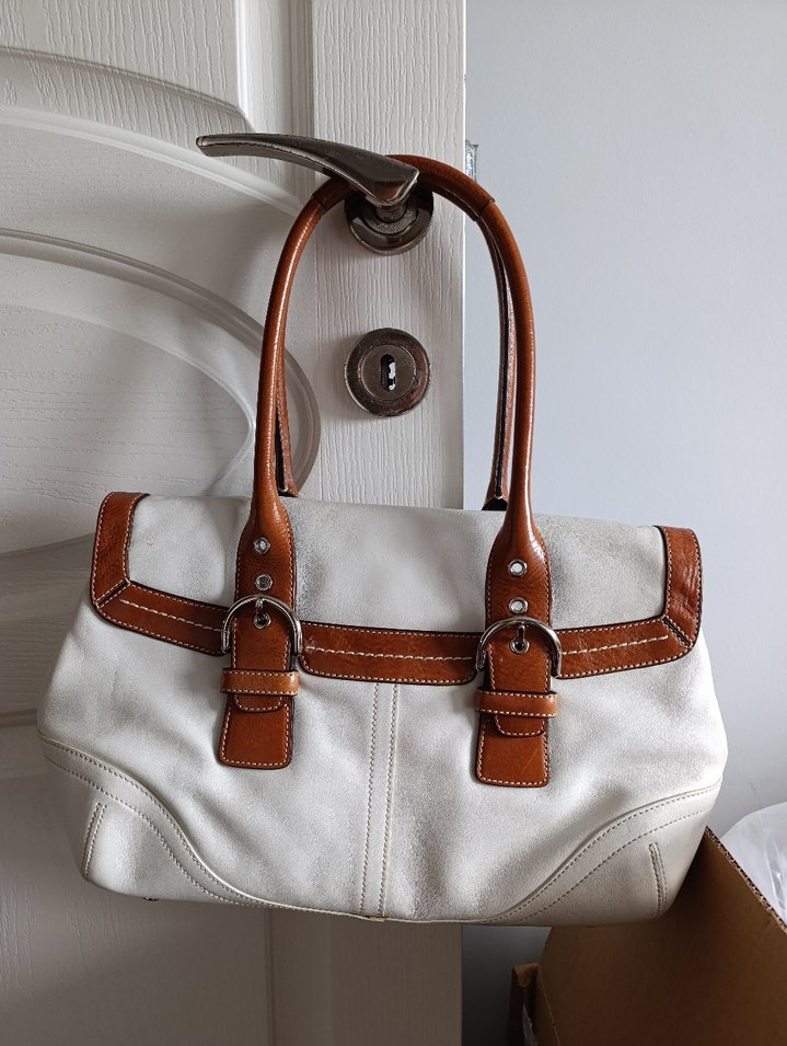 Klasik Deri Tokalı Beyaz Kadın Çanta - Görsel 3