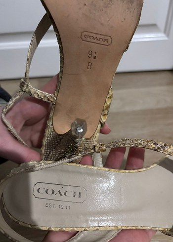 Klasik Bej Yılan Desenli Dolgu Topuklu Kadın Ayakkabı - Görsel 4