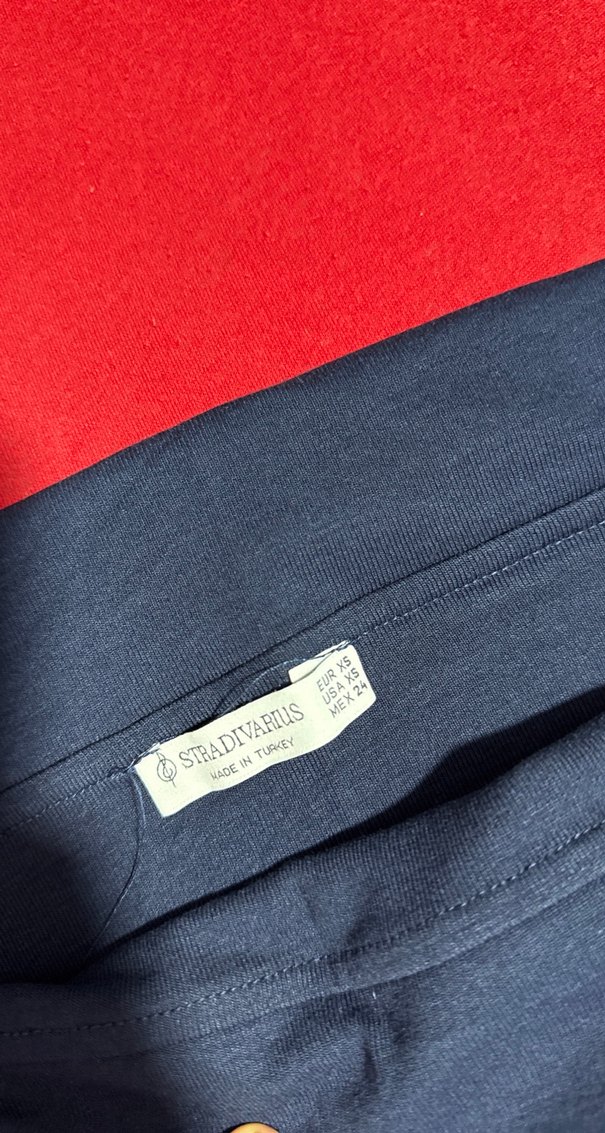 Stradivarius kayık yaka top - Görsel 2