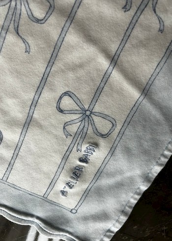 Atelier babbi battaniye defosu arkasında minik bir dikiş atması - Görsel 7