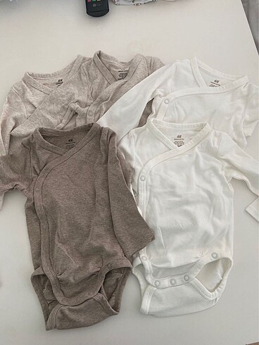 H&M H&M kruvaze takım