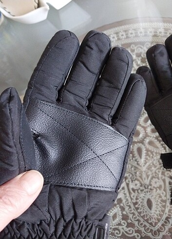 Siyah Kar Kayak Eldiveni Cırtlı İçi Polar Çocuk L beden - Görsel 8