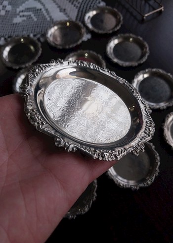 Vintage 2 Queen Anne
Ingiliz Gümüş Kaplama Sunumluk 6+6+2 stand - Görsel 5