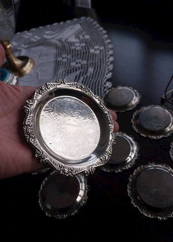 Vintage 2 Queen Anne
Ingiliz Gümüş Kaplama Sunumluk 6+6+2 stand - Görsel 8