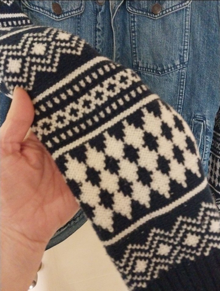 Desenli Triko Kollu Bershka Erkek Kaban L BEDEN - Görsel 4