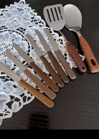 Vintage Kahverengi Saplı Mutfak Bıçakları ve Spatula Seti