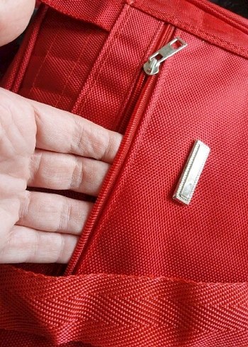 Bershka Fermuarlı Kırmızı Kadın Laptop Çantası