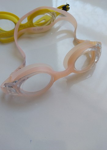 Sarı ve Pembe Elastik Dalış Yüzücü Gözlüğü - Görsel 8
