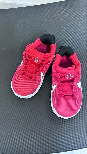 23 Beden Nike bebek ayakkabı