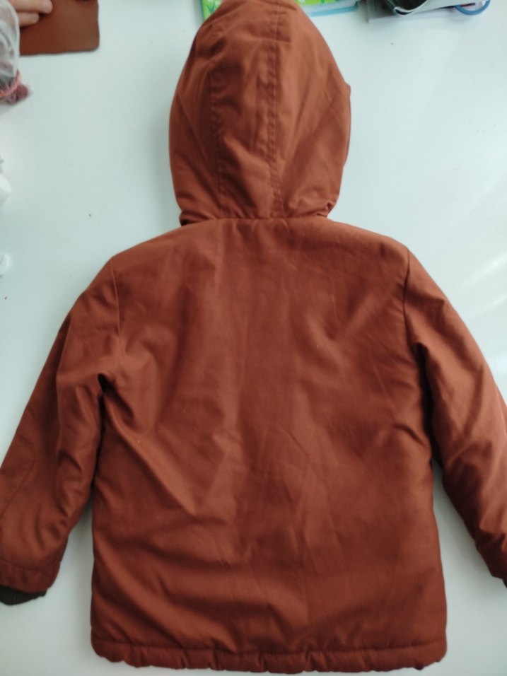 Düğmeli Kapüşonlu Erkek Çocuk Kahverengi Mont - Görsel 2