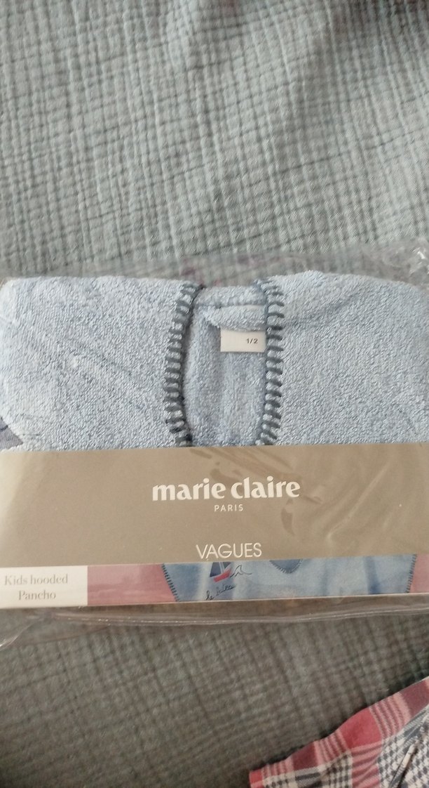 Kapüşonlu Mavi Erkek Çocuk Bornozu - Görsel 3