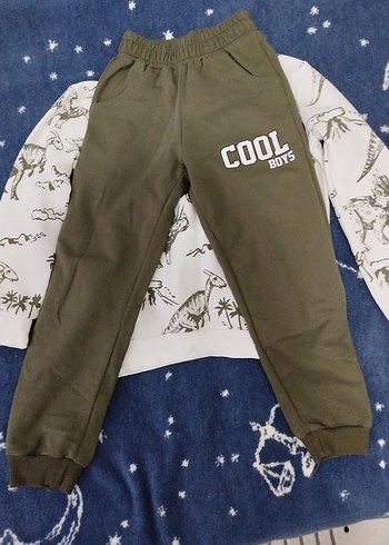 Çocuk Renkli Baskılı Sweatshirt ve Pantolon Takım - Görsel 4