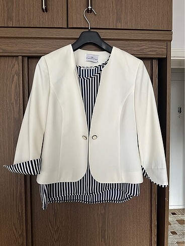 Şık Blazer ve Bluz Takım