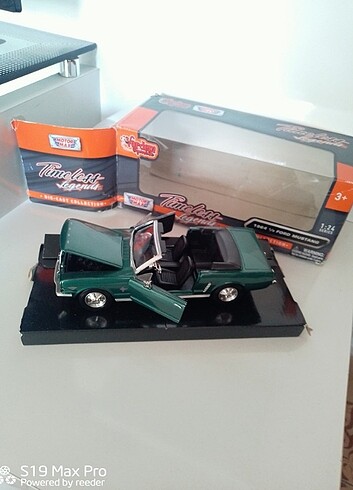 Barkodlu Ford Mustang koleksiyon ürünü