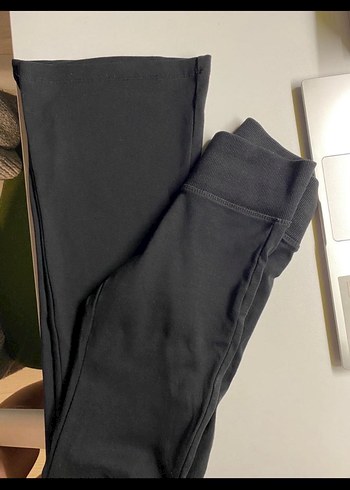 Bershka Siyah Kadın İspanyol Paça Pantolon