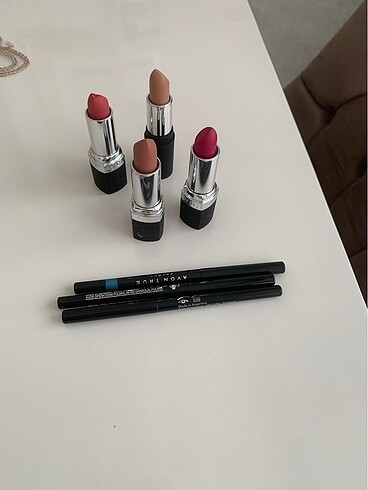 Avon ruj