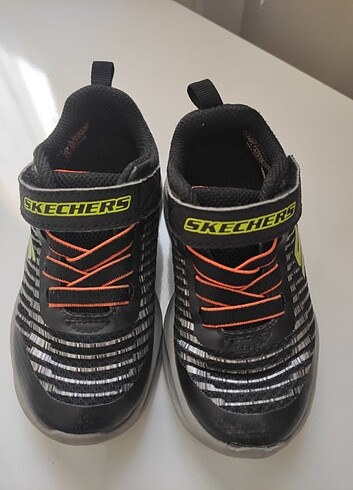 24 Beden siyah Renk Skechers Spor ayakkabi 24 numara 15,5 cm