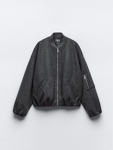 Zara yeni ve etiketli mont