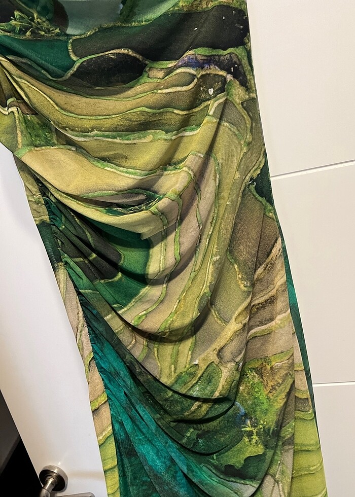 Harika elbise hiç giyilmedi - Görsel 4