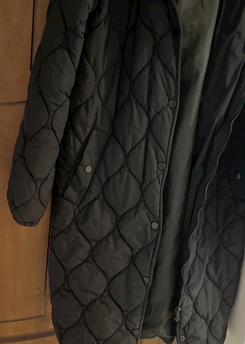 Siyah Kapitone Kapüşonlu Günlük Kadın Mont - Görsel 5