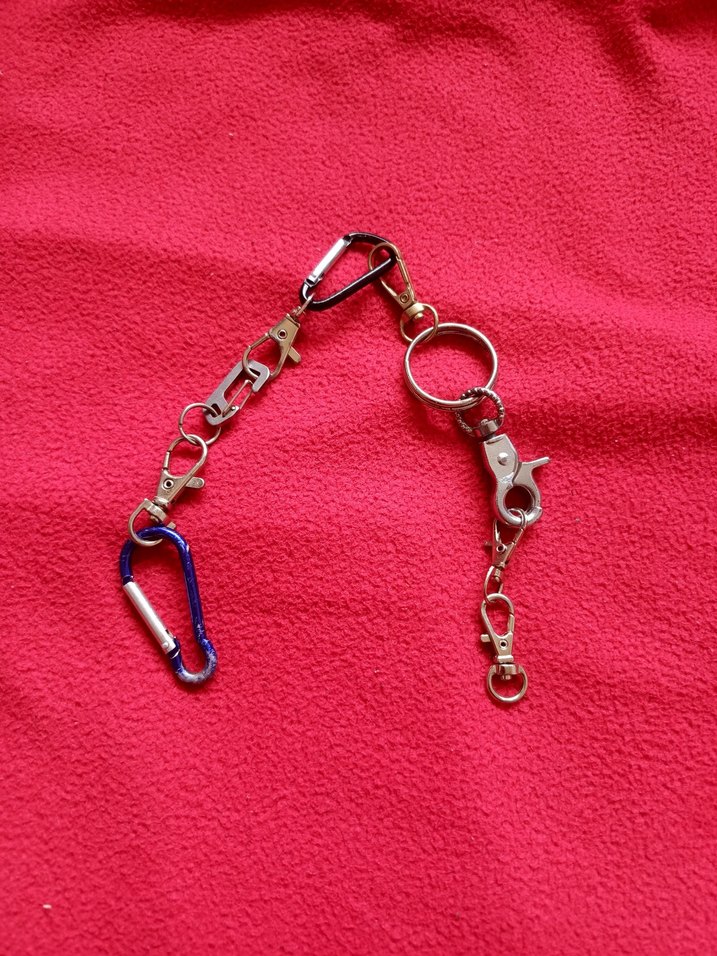 Renkli Zincir Detaylı 9 adet Anahtarlık - Görsel 2