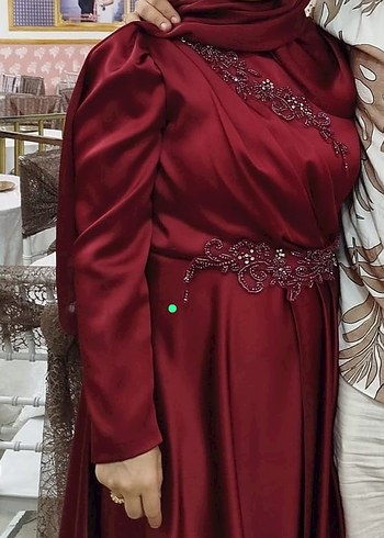 Bordo İşlemeli Uzun Abiye Elbise