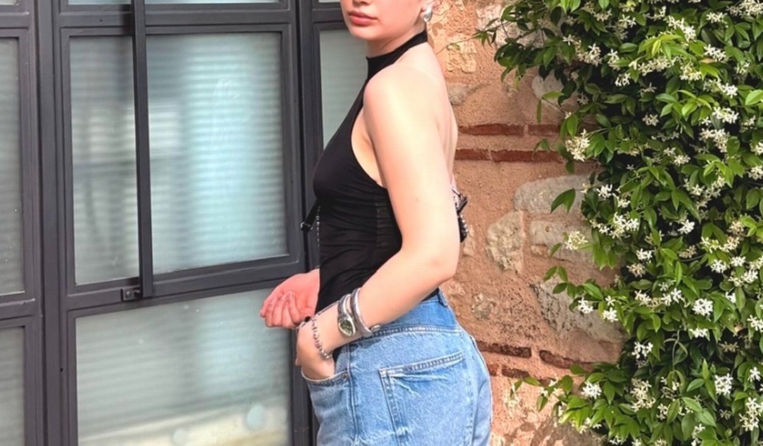 Kadın Siyah Üst - Görsel 2