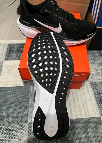 Nike Pegasus 41 Kadın Koşu Ayakkabısı Siyah - Görsel 4