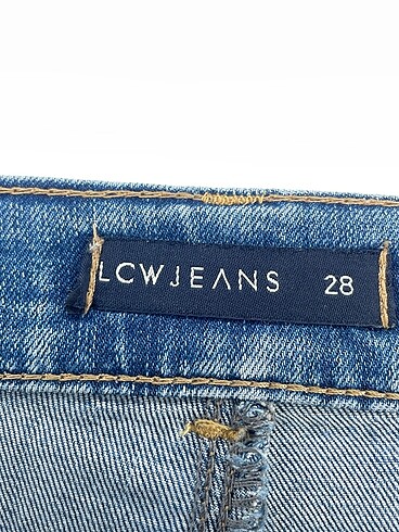 28 Beden mavi Renk LC Waikiki Jean / Kot %70 İndirimli.