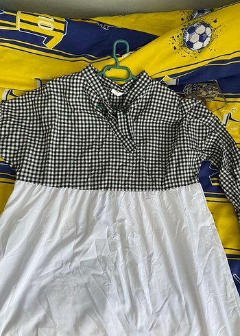 Ekoseli ve Beyaz Renkli Kadın Gömlek - Görsel 2