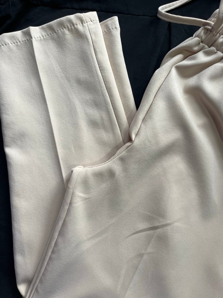 Bej Kadın Kemerli Regular Fit Kumaş Pantolon - Görsel 3