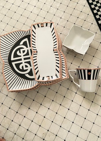 Beyaz ve Siyah Desenli Seramik Yemek Takımı 6 kişilik - Görsel 2