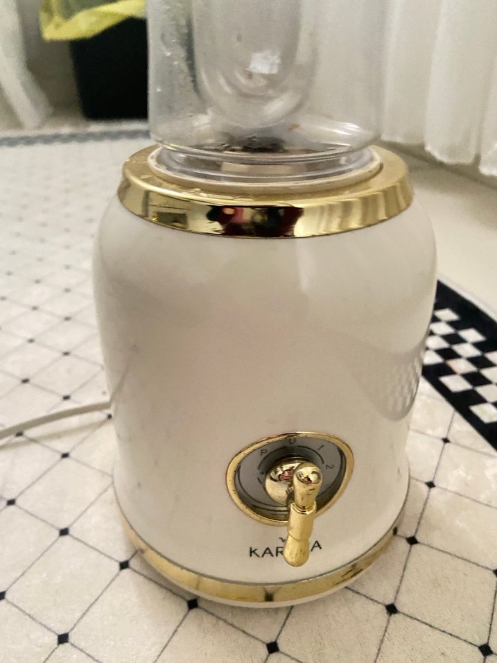 Beyaz Renkli Katı Meyve Sıkacağı - Görsel 3