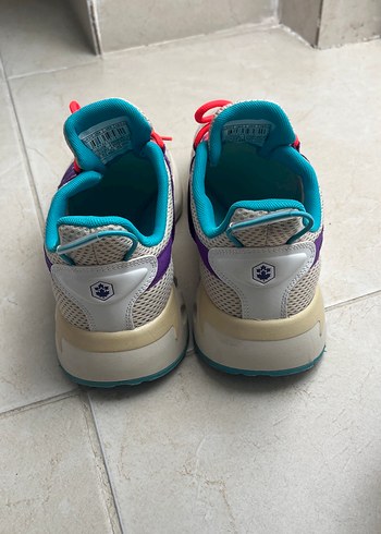 Rengarenk Bağcıklı Kadın Spor Ayakkabı - Görsel 2