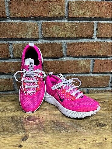 Nike Nike escape run spor ayakkabı çok rahat