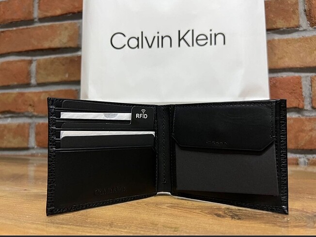  Beden siyah Renk Calvin Klein özel seri erkek cüzdan seti son 1 adet