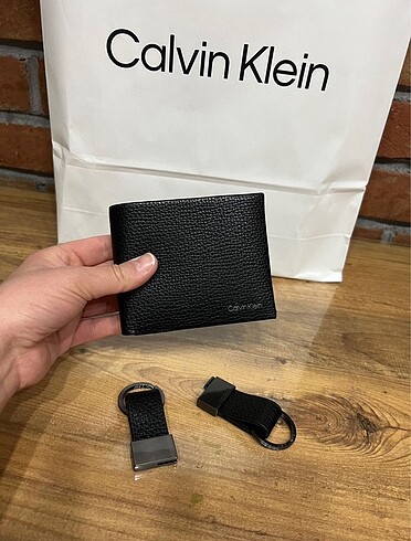  Beden Calvin Klein özel seri erkek cüzdan seti son 1 adet