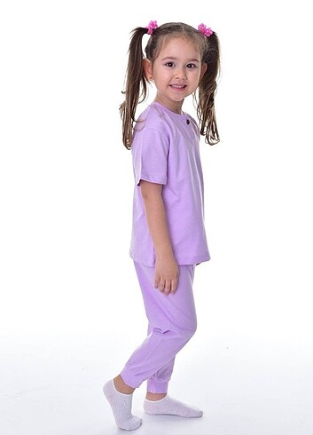 Yüzde yüz pamuk sağlığa duyarlı kız çocuk pijama takımı 